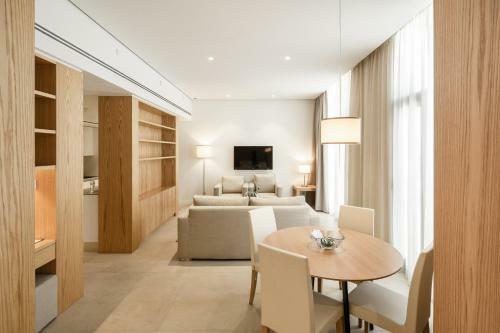 Delta Hotel Apartments