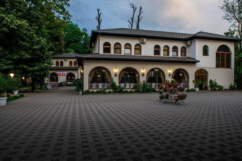 Hotel Camp Karagaq