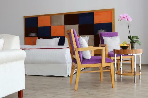 Hotel Queen Vali Palace
