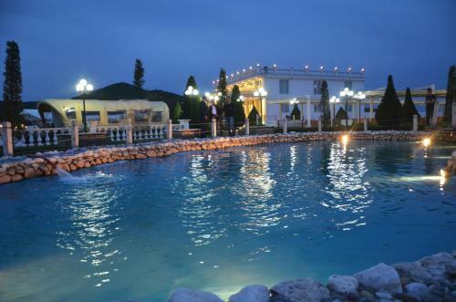 Hotel Queen Vali Palace