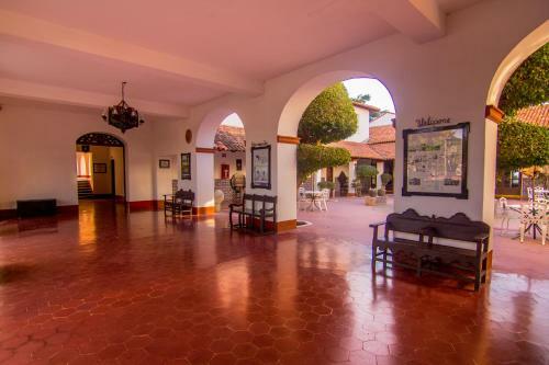 Hotel Playa De Cortes
