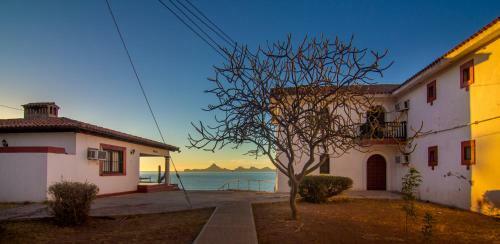 Hotel Playa De Cortes