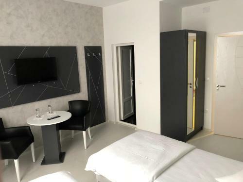 Motel Hotel Antika