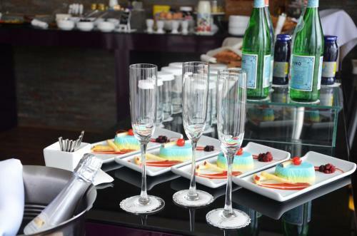 Hotel Queen Vali Palace