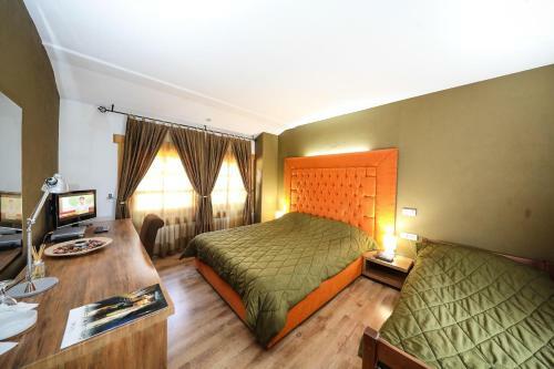Hotel �arshia E Jupave