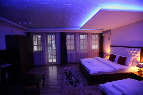Hotel Venisi