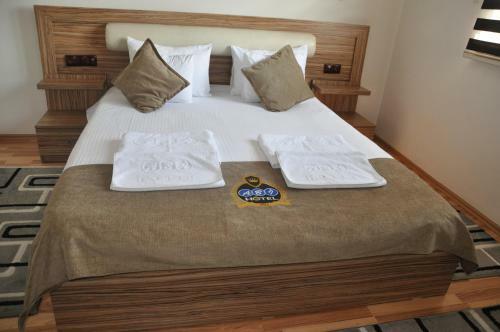 Abi Hotel