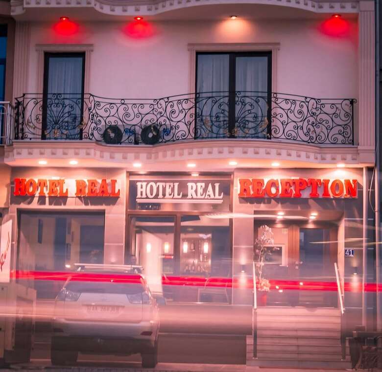 Hotel Real