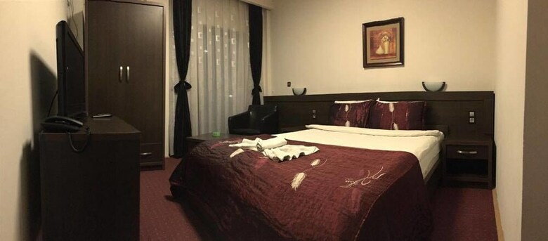 Hotel Real