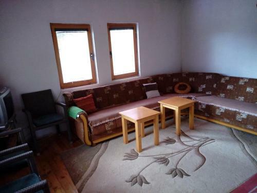Peaks Of The Ballkans Tour ( Hostel Panorama )