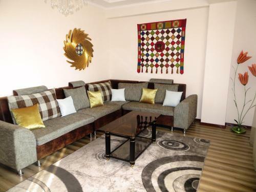 Apartment Kievskaya 114/2