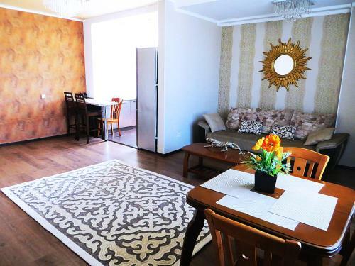 Bishkek House Apartament 2