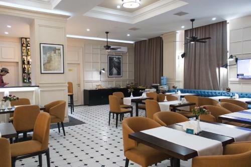 Madison Ave Hotel Bishkek