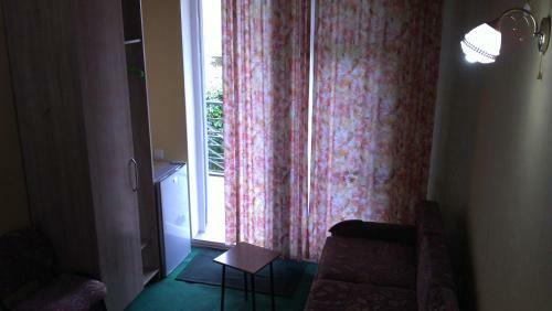 Hostal Podsolnukhi Guest House