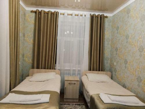 Hostal Compass