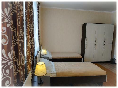 Hostal Twinhouse Karakol