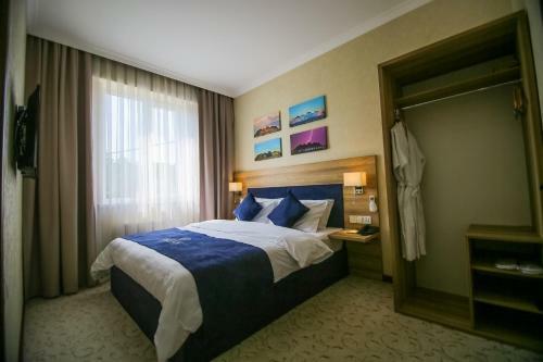 Rayan Hotel