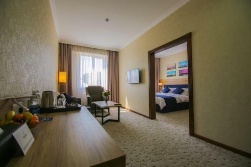 Rayan Hotel