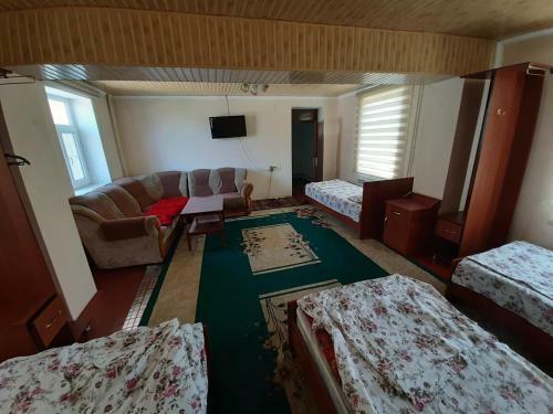 Hostel Nur