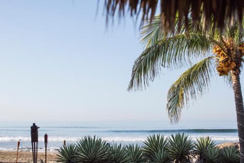 Hotel Present Moment Retreat