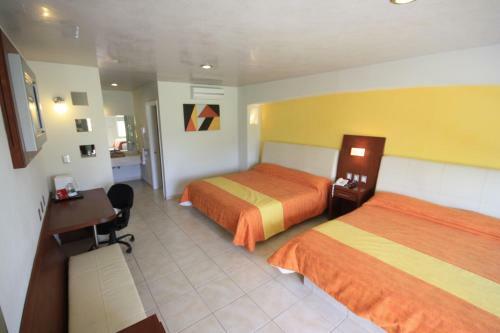 Hotel Splash Inn