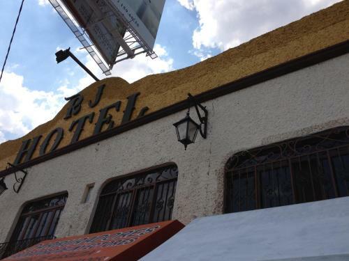 Hotel Rj
