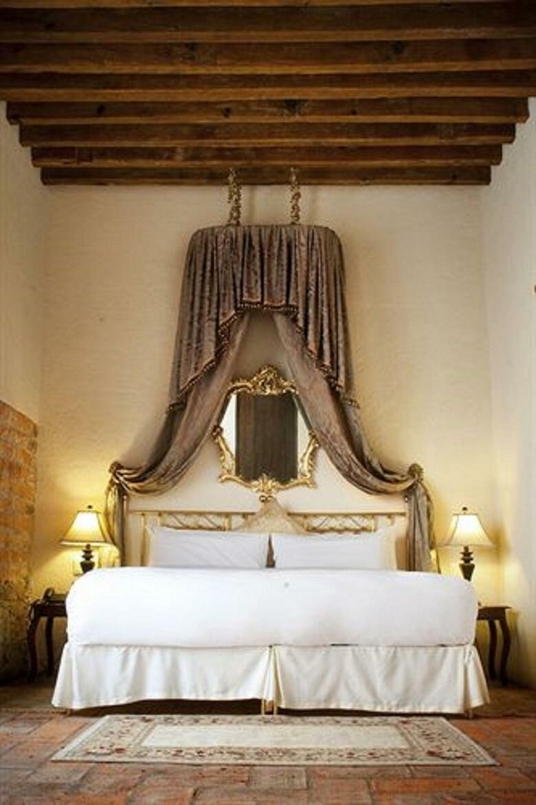 Hacienda Sepulveda Hotel & Spa