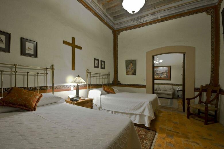Hacienda Sepulveda Hotel & Spa