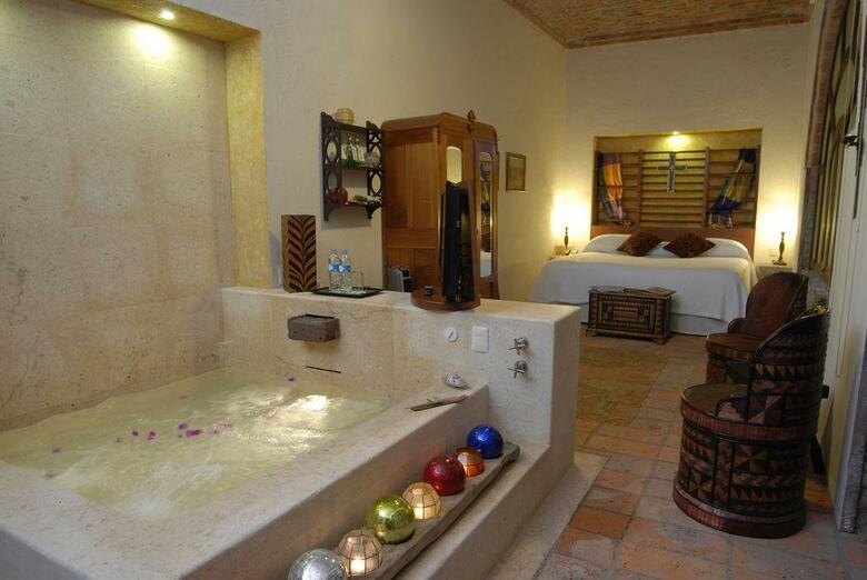Hacienda Sepulveda Hotel & Spa