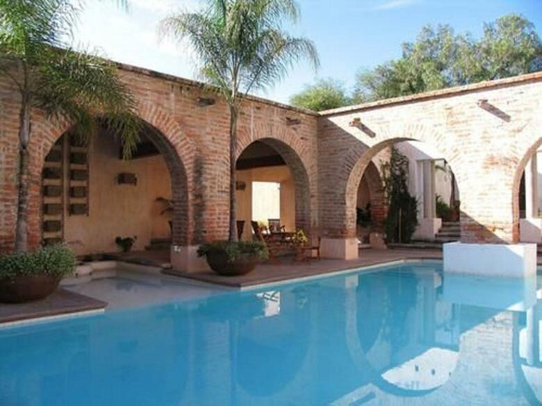 Hacienda Sepulveda Hotel & Spa
