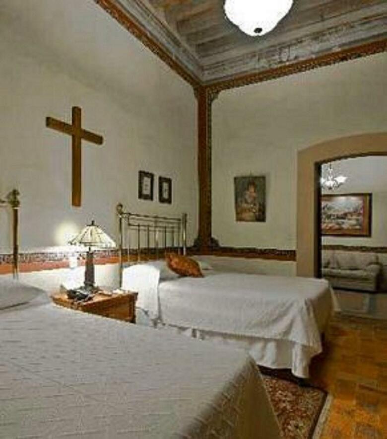 Hacienda Sepulveda Hotel & Spa