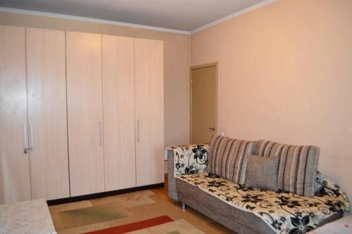 Apartment On Ug2 11