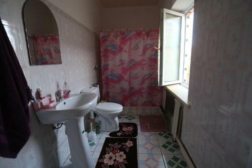 Hostal Guest House Emily