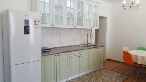 Apartment In Bosteri
