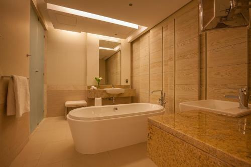 Hotel Hilton Dead Sea Resort & Spa