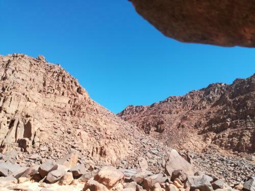 Wadi Rum Blue Sky And Tour