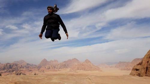 Wadi Rum Blue Sky And Tour