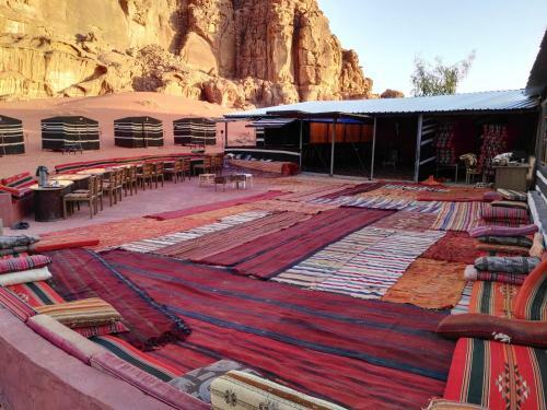 Hotel Rainbow Camp