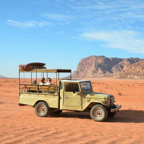 Desert Sunset & Tour
