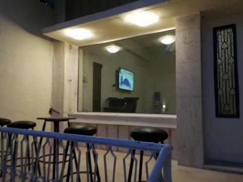 Hostel 1930