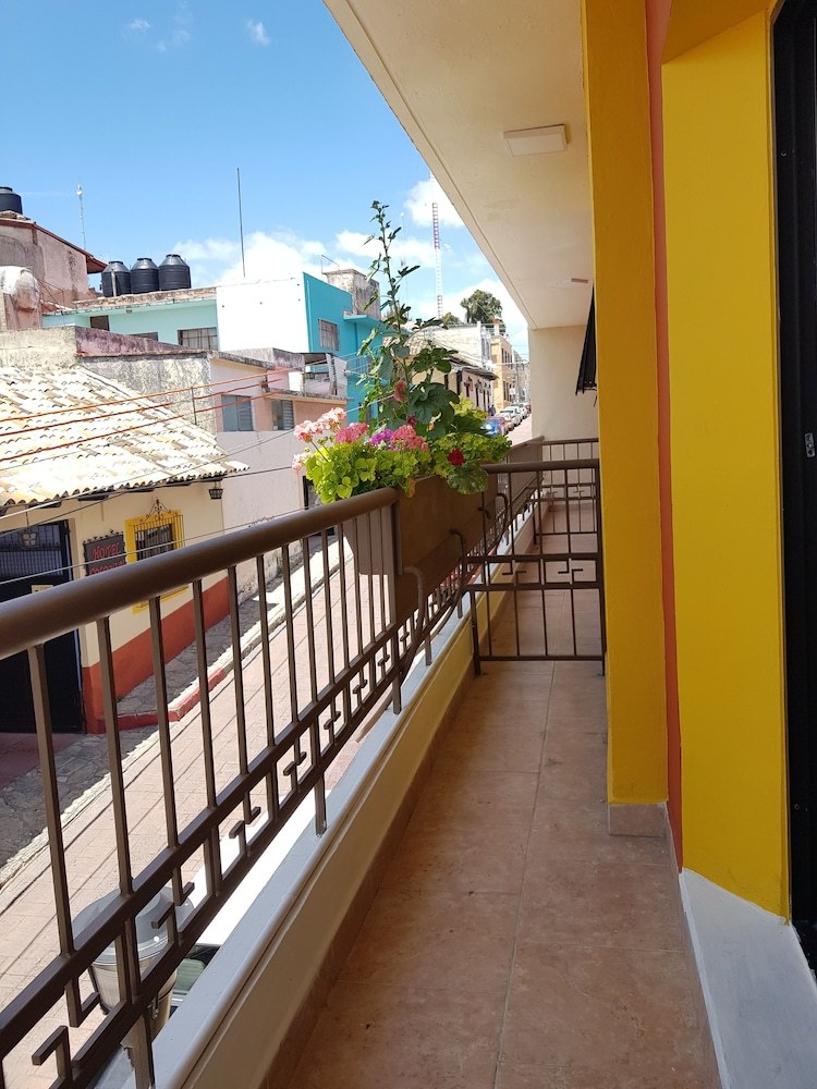 Hotel Real Colonial