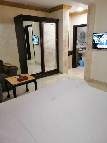 Apartamento Al Hadeer Suites Hotel