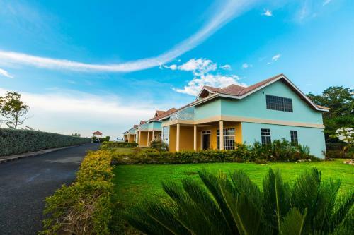 Paradise Villas