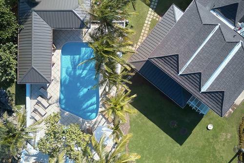 Coral Cay Villas