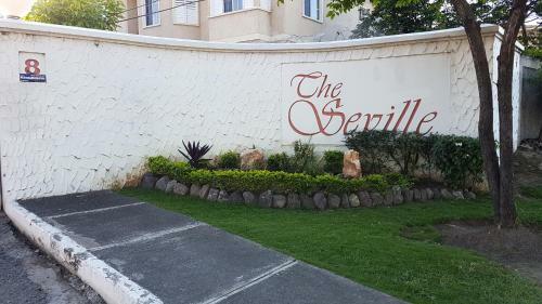 Apartment At The Seville