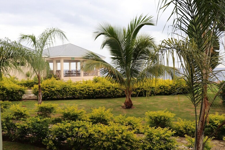 Hotel The Sov Resorts
