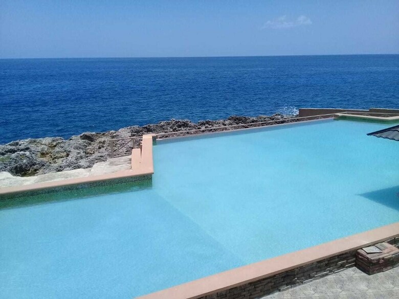 Hotel The Sov Resorts