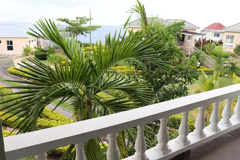 Hotel The Sov Resorts