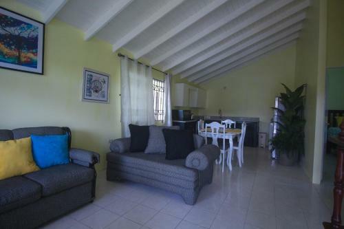 Blue Hills-vacation Home
