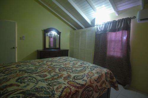 Blue Hills-vacation Home